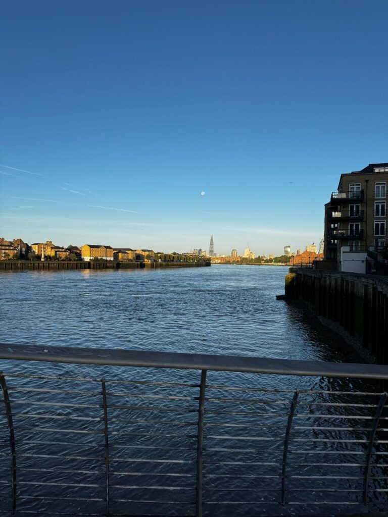 Emma-Whites-conifidential-project-commute-take-a-moment-to-reflect-1-of-2